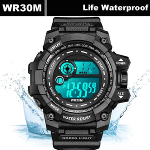 Hot Trend Vault men's LED digital watch with luminous display, waterproof, sport design, military style, suitable for outdoor activities.