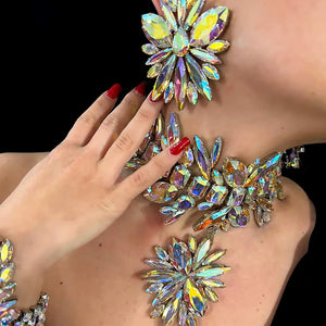 StoneFans rhinestone flower jewelry set for women featuring a glamorous necklace, earrings, and bracelet with sparkling stones.