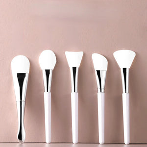 Facial Mask Brush Facial Soft Makeup Applicator Fan Shaped Portable Skin Care Beauty Tool Suitable for Girls Ladies