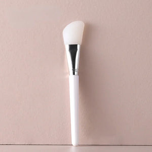 Facial Mask Brush Facial Soft Makeup Applicator Fan Shaped Portable Skin Care Beauty Tool Suitable for Girls Ladies