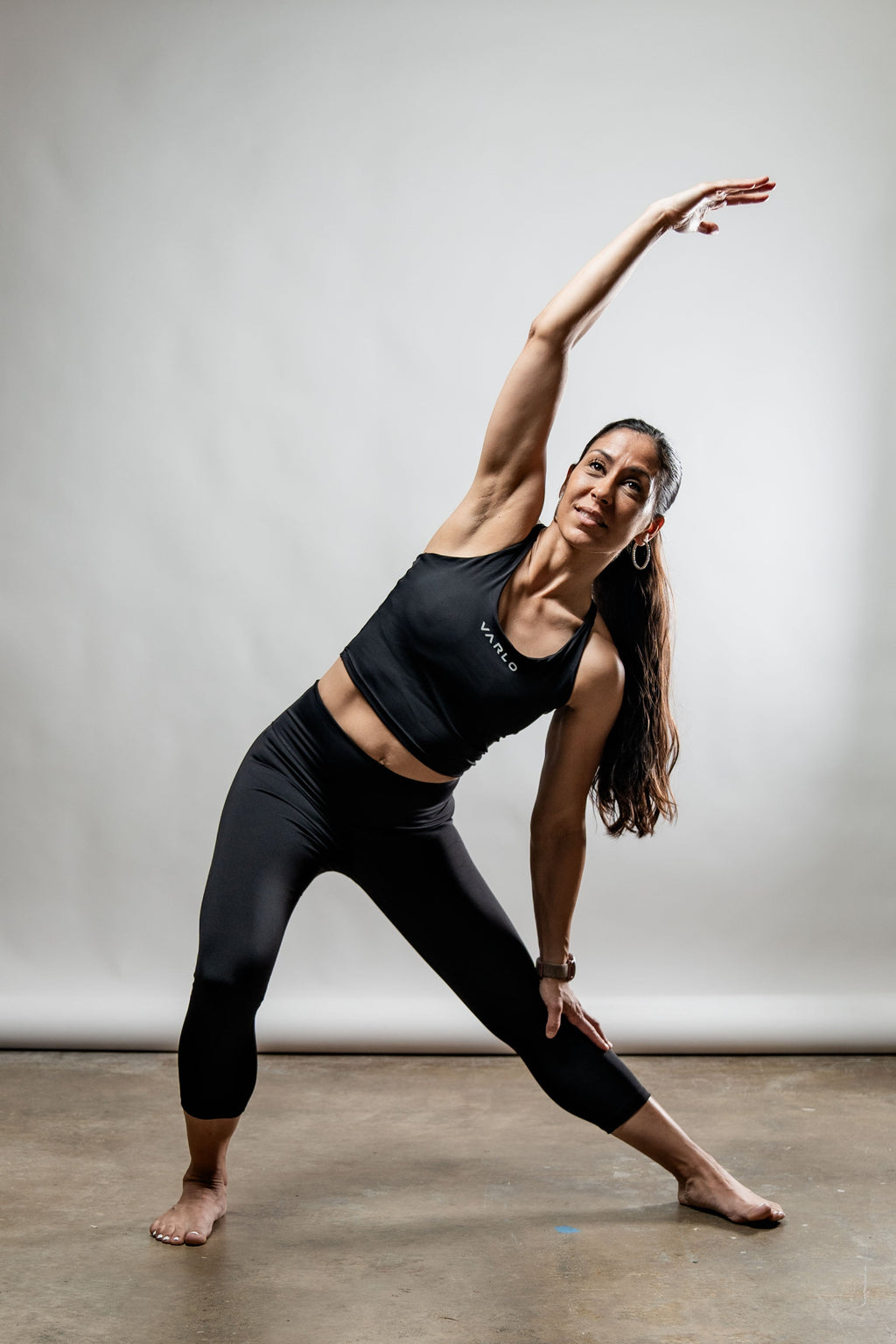 Hot Trend Vault SOHO women's three-quarter length technical black leggings, stretchy and fitted for active wear.
