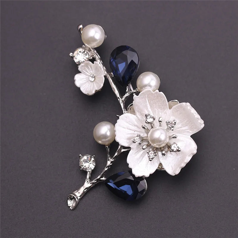 New Fashion and Elegant Wedding Brooch Plant Plum Blossom Crystal Pearl Breast Ladies Wedding Set Gift