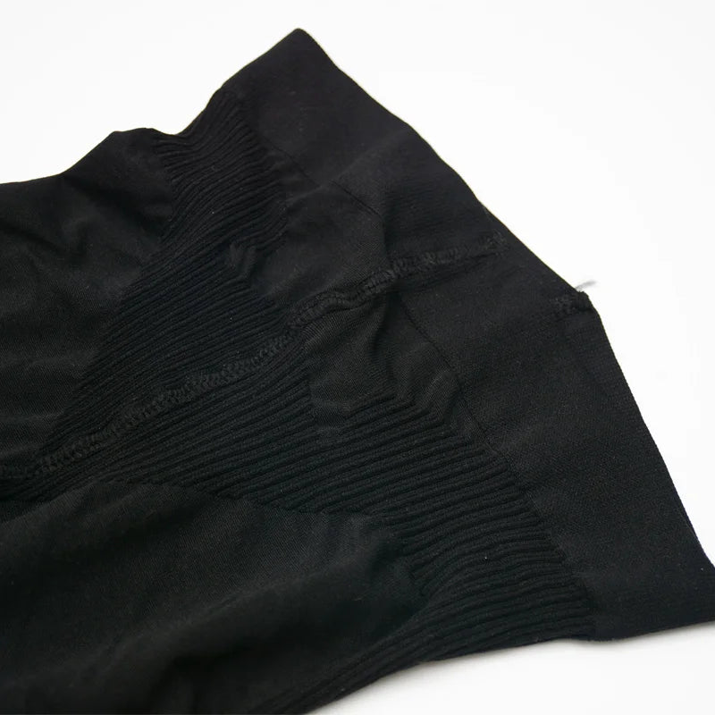 Hot Trend Vault Miss Moly anti-cellulite leggings for women with thigh sculpting and waist shaping, shown on a model.