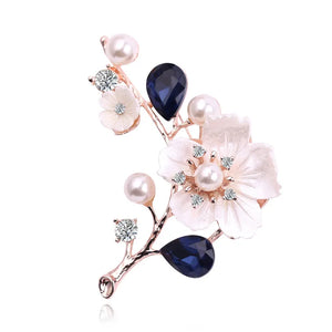 New Fashion and Elegant Wedding Brooch Plant Plum Blossom Crystal Pearl Breast Ladies Wedding Set Gift