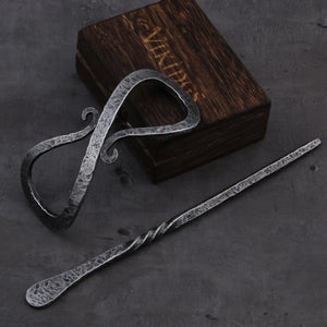 Viking-style iron metal hairpins for women, ethnic design, zinc alloy hair sticks with intricate metal craftsmanship.
