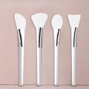 Facial Mask Brush Facial Soft Makeup Applicator Fan Shaped Portable Skin Care Beauty Tool Suitable for Girls Ladies