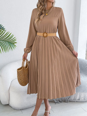 Elegant Dress Woman 2025 Retro Solid Color Round Neck Long Sleeve Pleated Dress without Belt 2025 Autumn Winter Women Clothing