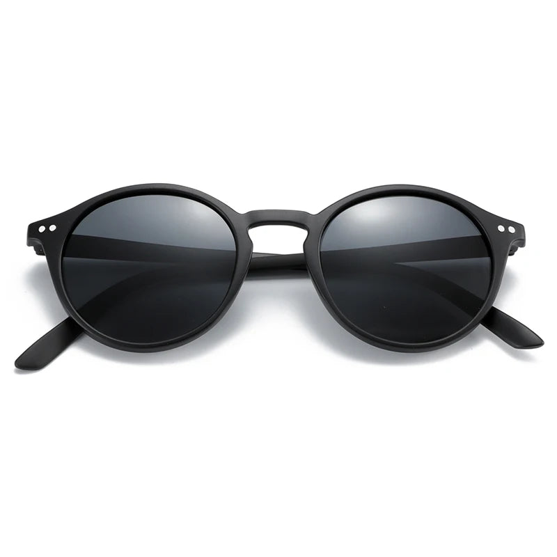 Vintage unisex polarized sunglasses from Hot Trend Vault with UV400 protection, perfect for driving and outdoor activities.