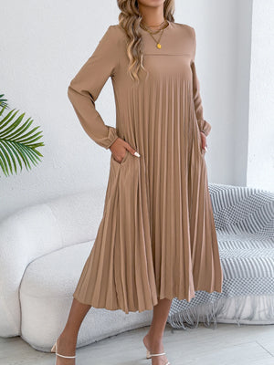 Elegant Dress Woman 2025 Retro Solid Color Round Neck Long Sleeve Pleated Dress without Belt 2025 Autumn Winter Women Clothing