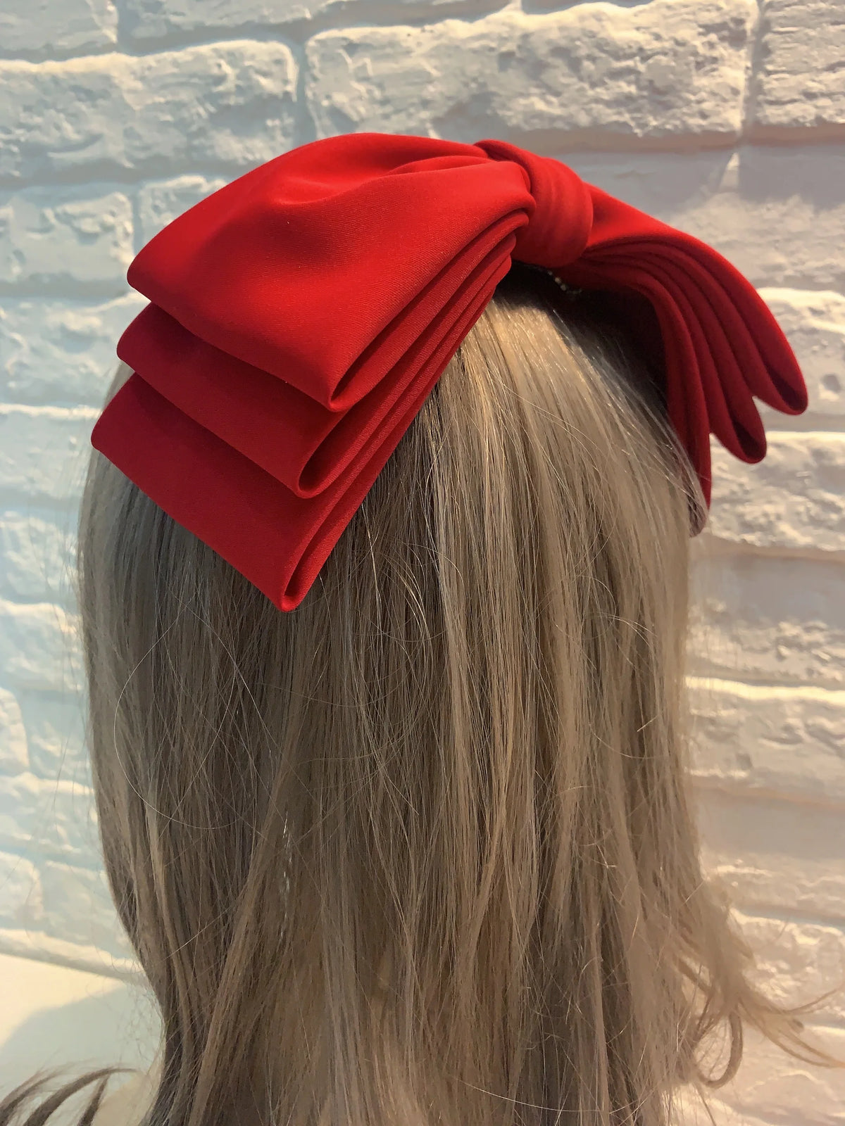 Multi-layer pink and black hair clips for women and girls, stylish fashion hair accessories from Hot Trend Vault.