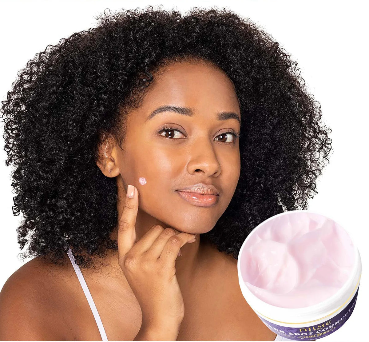 Hot Trend Vault AILKE Glutathione Whitening Skin Care for all skin types, featuring a moisturizing cream with an even tone finish.