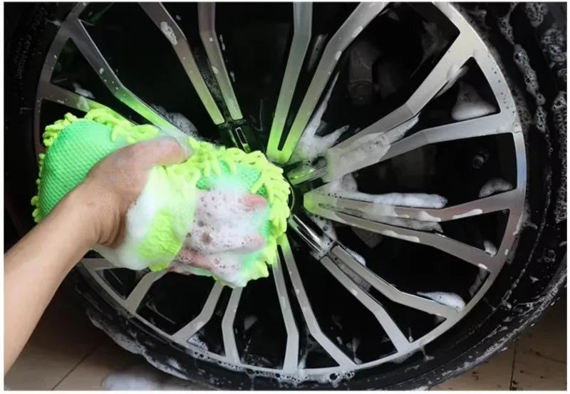 Hot Trend Vault microfiber car wash sponge for gentle, non-scratch cleaning and detailing of cars.