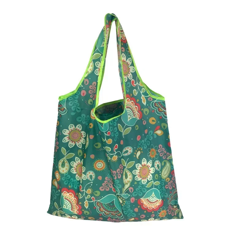 Hot Trend Vault eTyaCN reusable shopping bag for women, large foldable eco tote with case, showing its spacious design and portability.
