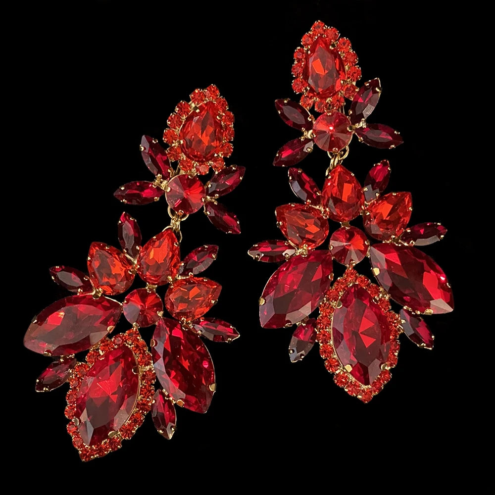 StoneFans Leaf Rhinestone Necklace Set for Women by Hot Trend Vault featuring crystal bling and luxurious leaf design.