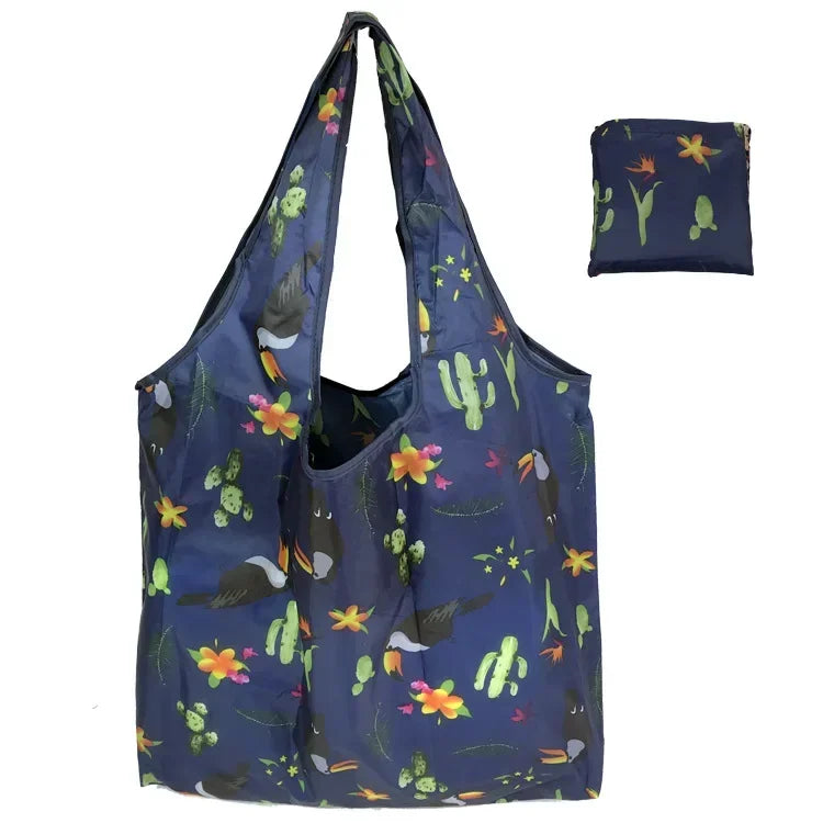 Hot Trend Vault eTyaCN reusable shopping bag for women, large eco foldable tote with case, durable and stylish for everyday use.