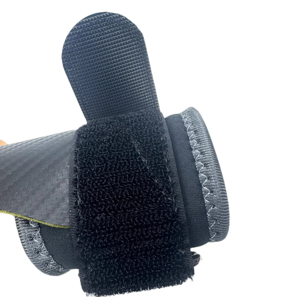 CrazyFox Frog Rubber Gym WOD Grip Non-Slip Training Gloves for men, activewear designed for secure grip during workouts